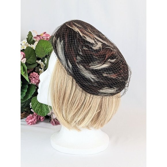 Ladies Vintage Brown Black Feather Hat 1960s Large Feathered Pillbox Hat MCM - Picture 3 of 9